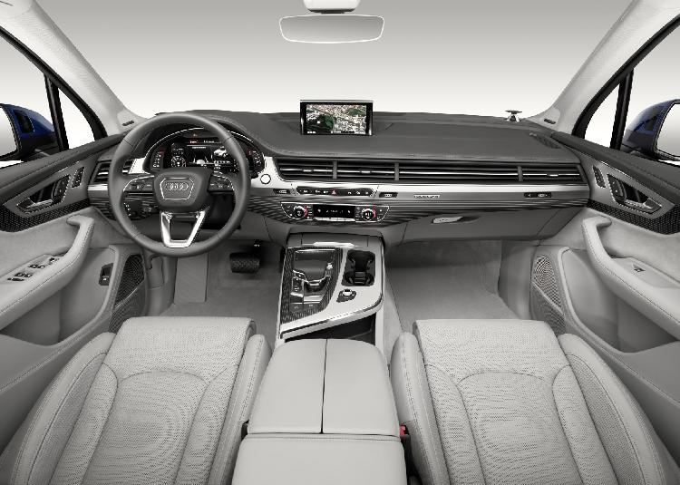 Audi Q7 Wins For Best Premium Interior